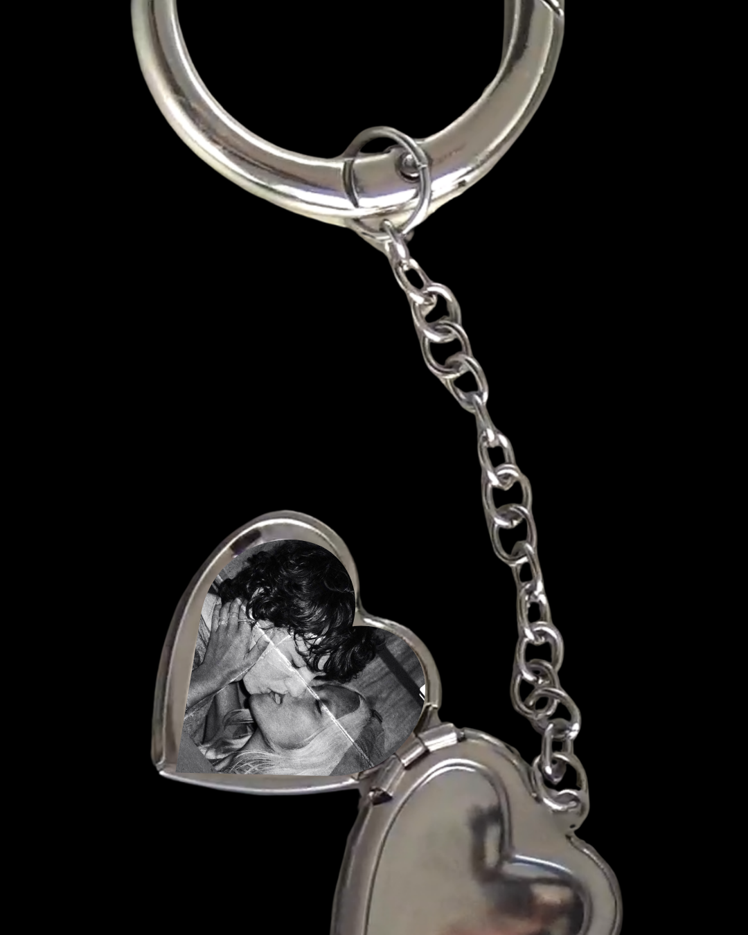 Heart 'Cor Amoris' Locket Keychain